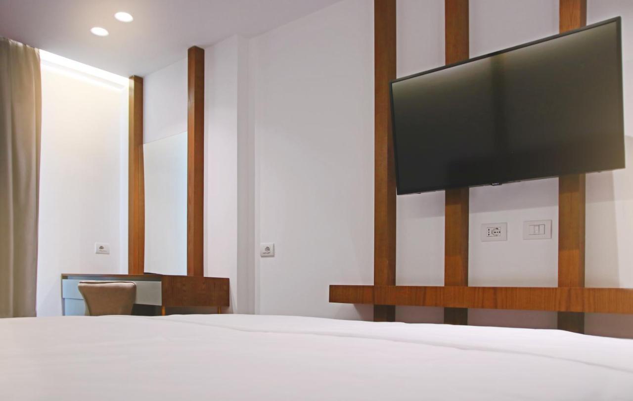Dorchester Hotel Sarande Ngoại thất bức ảnh