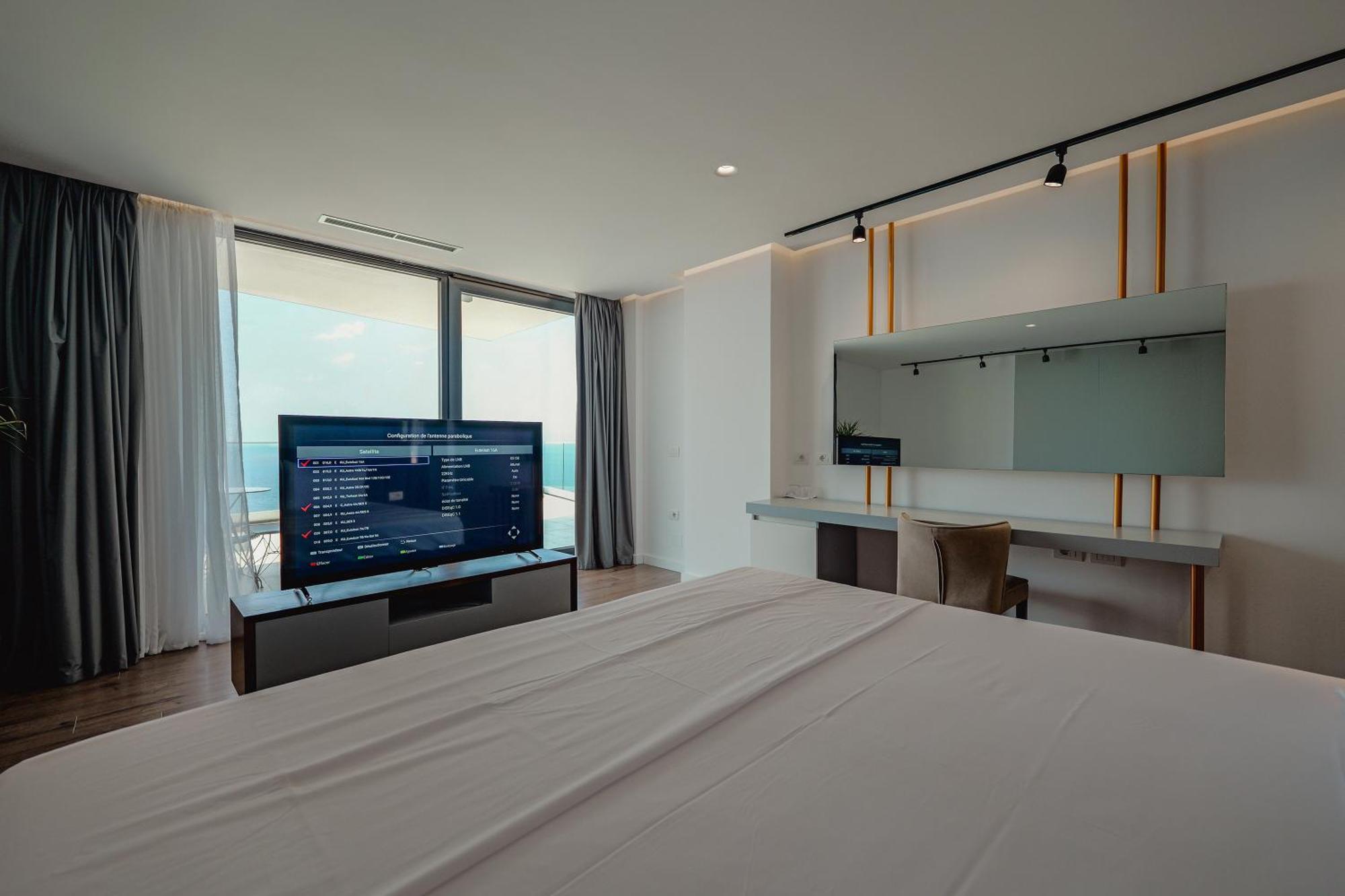 Dorchester Hotel Sarande Ngoại thất bức ảnh