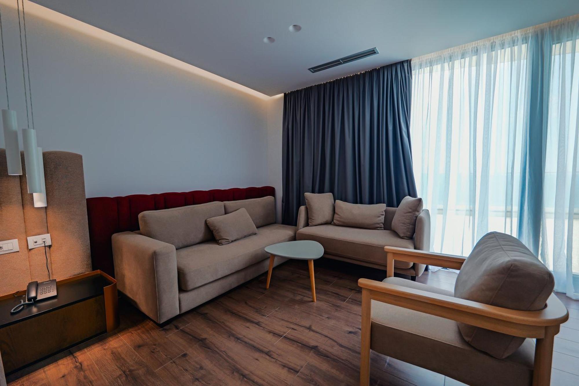 Dorchester Hotel Sarande Ngoại thất bức ảnh