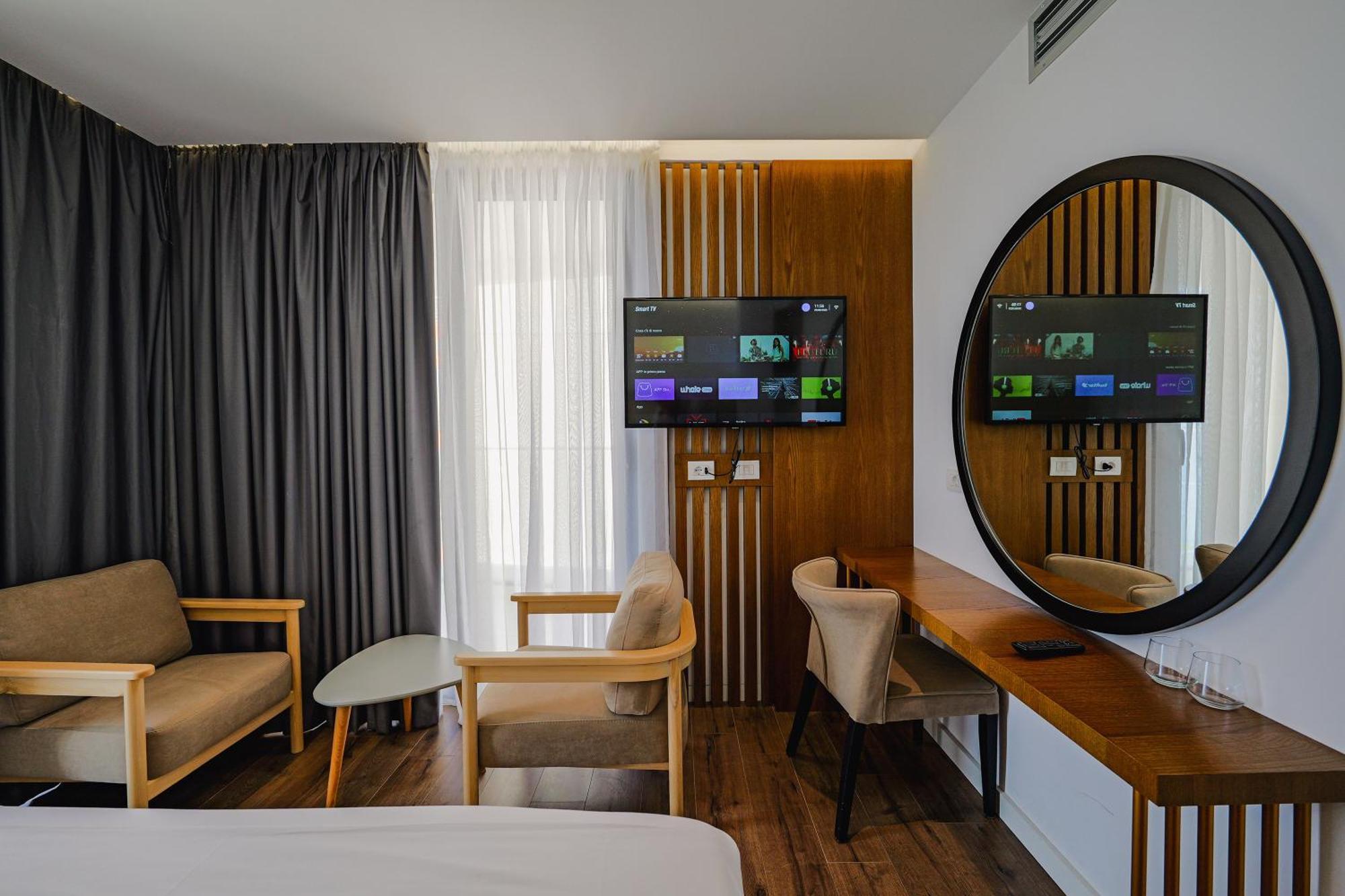 Dorchester Hotel Sarande Ngoại thất bức ảnh