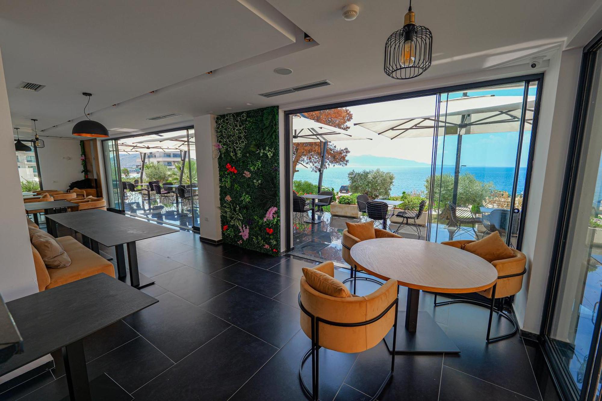 Dorchester Hotel Sarande Ngoại thất bức ảnh