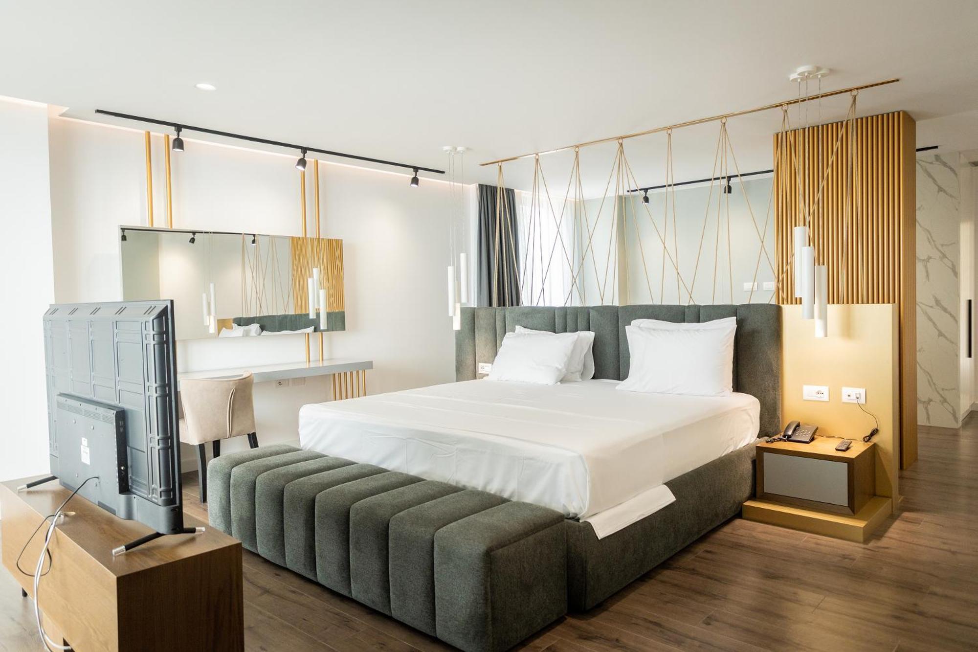 Dorchester Hotel Sarande Ngoại thất bức ảnh
